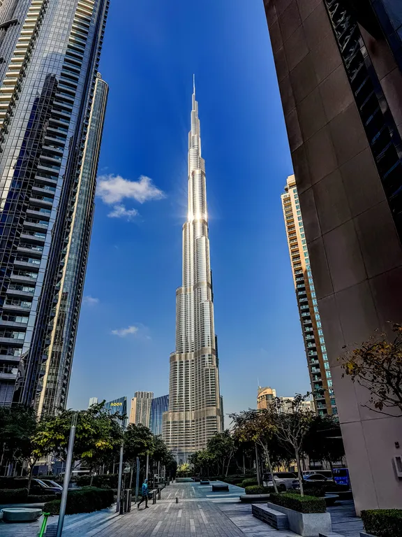 Chic Downtown — Act Tower | Walk to Burj Khalifa & Mall